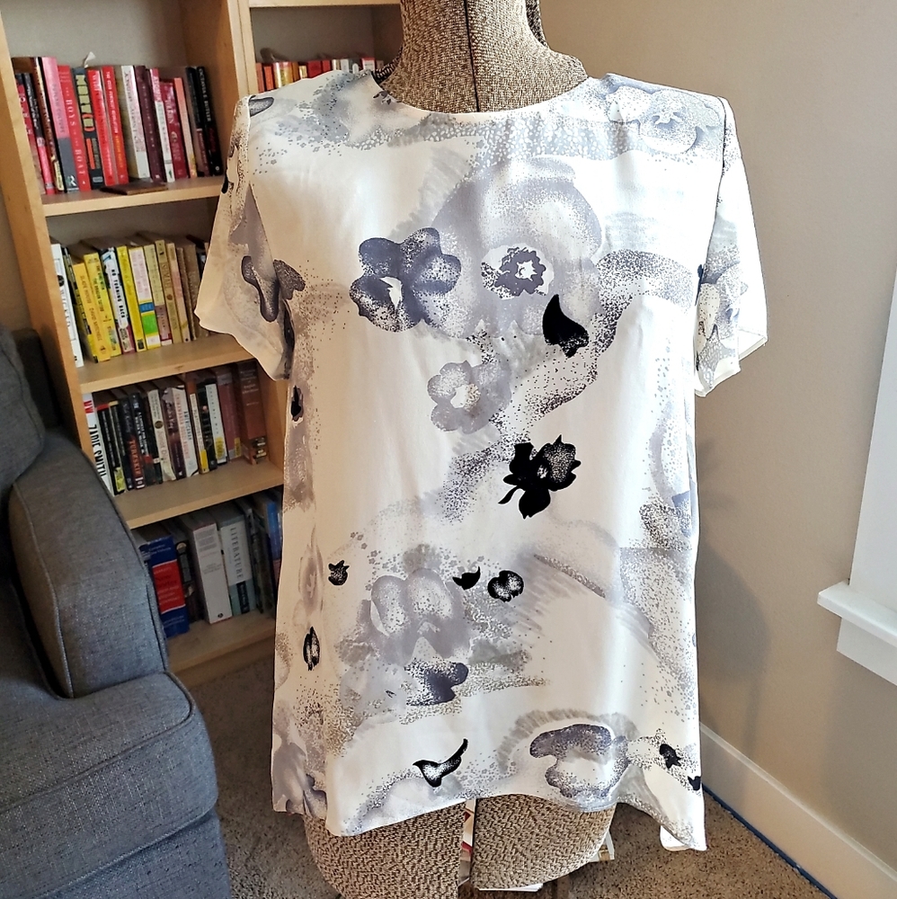 Wilfred 100% silk tee blouse